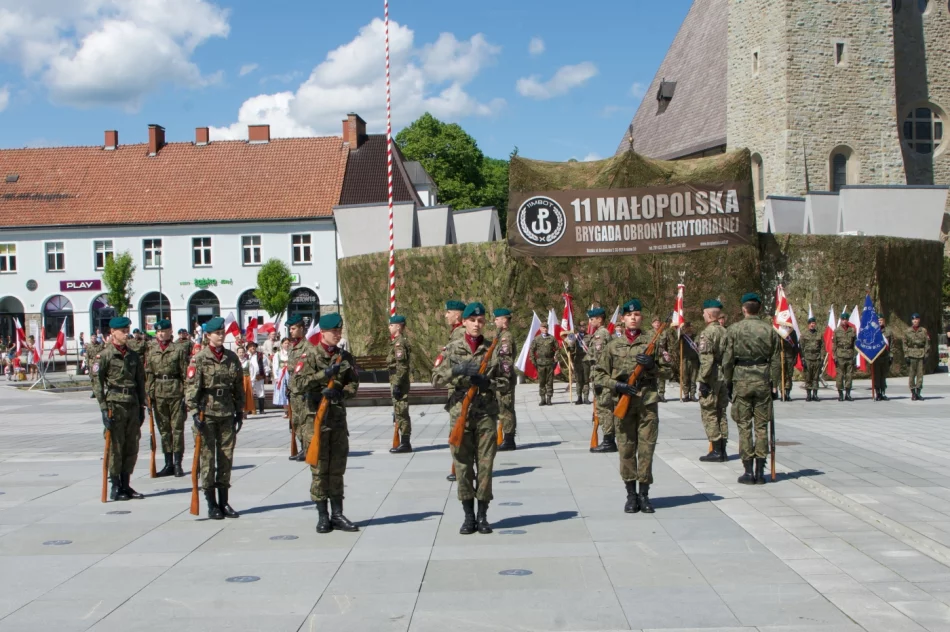 Wielkie wojskowe święto w Limanowej. Wśród gości wicepremier (WIDEO) - zdjęcie 11