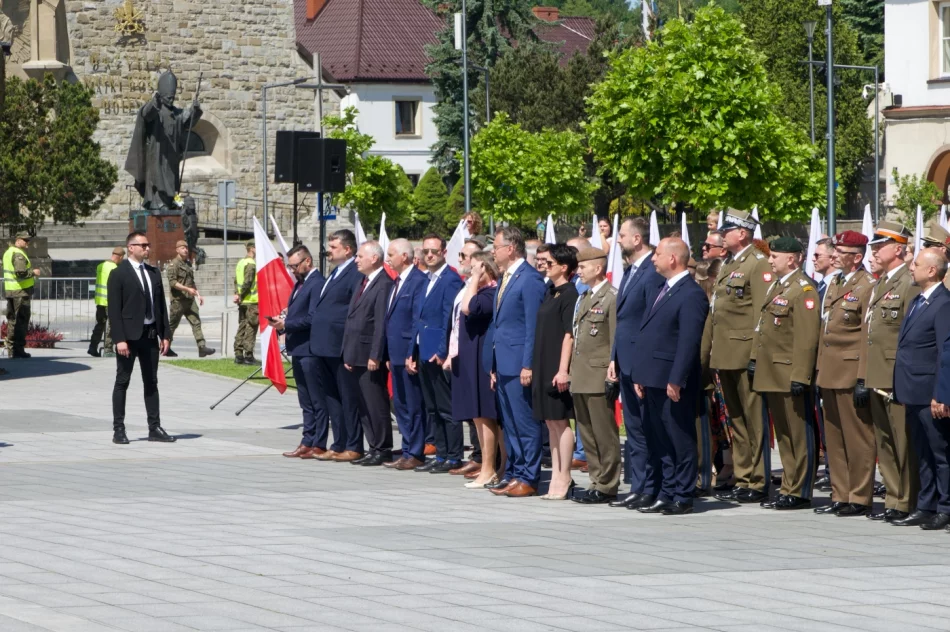 Wielkie wojskowe święto w Limanowej. Wśród gości wicepremier (WIDEO) - zdjęcie 17