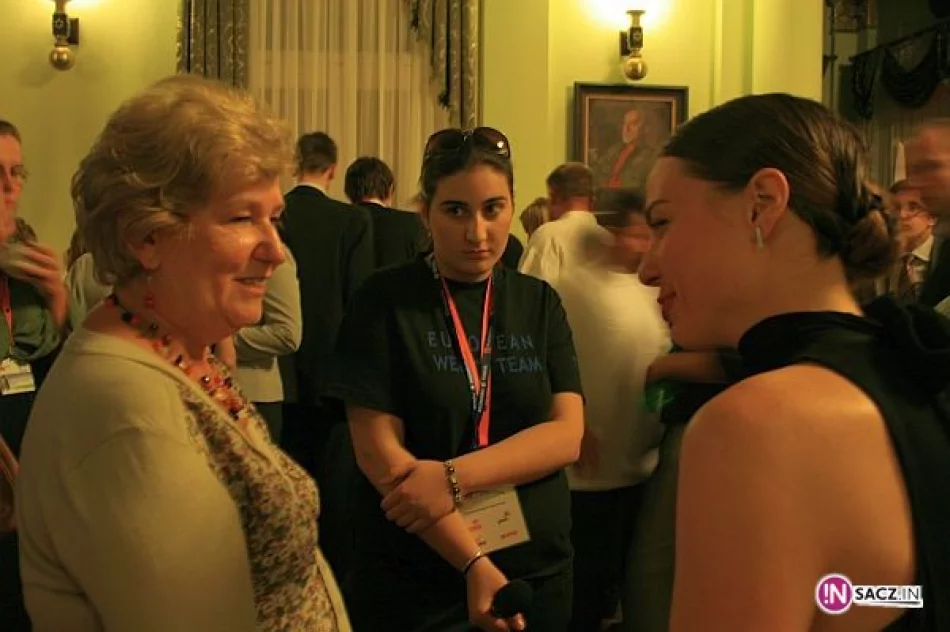 Uczestnicy Forum na spotkaniu z władzami miasta - zdjęcie 3