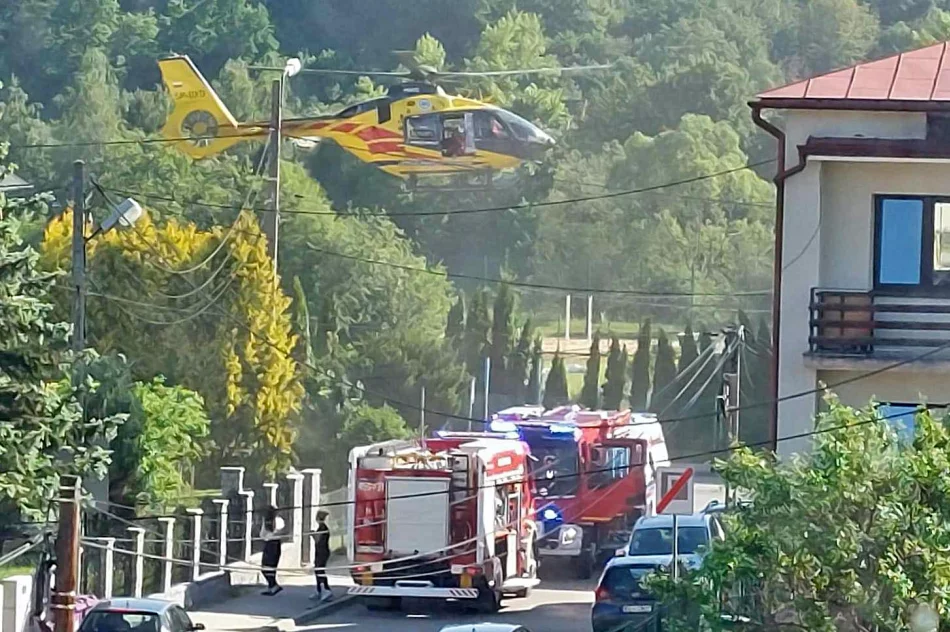 Mężczyzna spadł z rusztowania i nabił się na ogrodzenie - zdjęcie 4