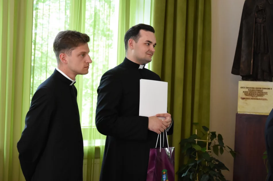 Nominacje na pierwsze parafie dla neoprezbiterów (ZDJĘCIA) - zdjęcie 3