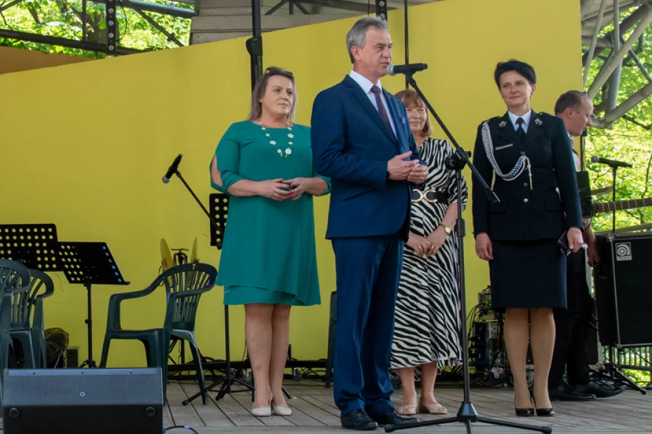W Parku Miejskim odbył się XXII Powiatowy Przegląd Orkiestr Dętych - zdjęcie 2