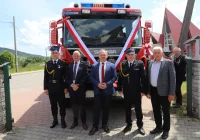 Uroczyste poświęcenie ciężkiego samochodu ratowniczo – gaśniczego SCANIA w OSP Siekierczyna - zdjęcie główne