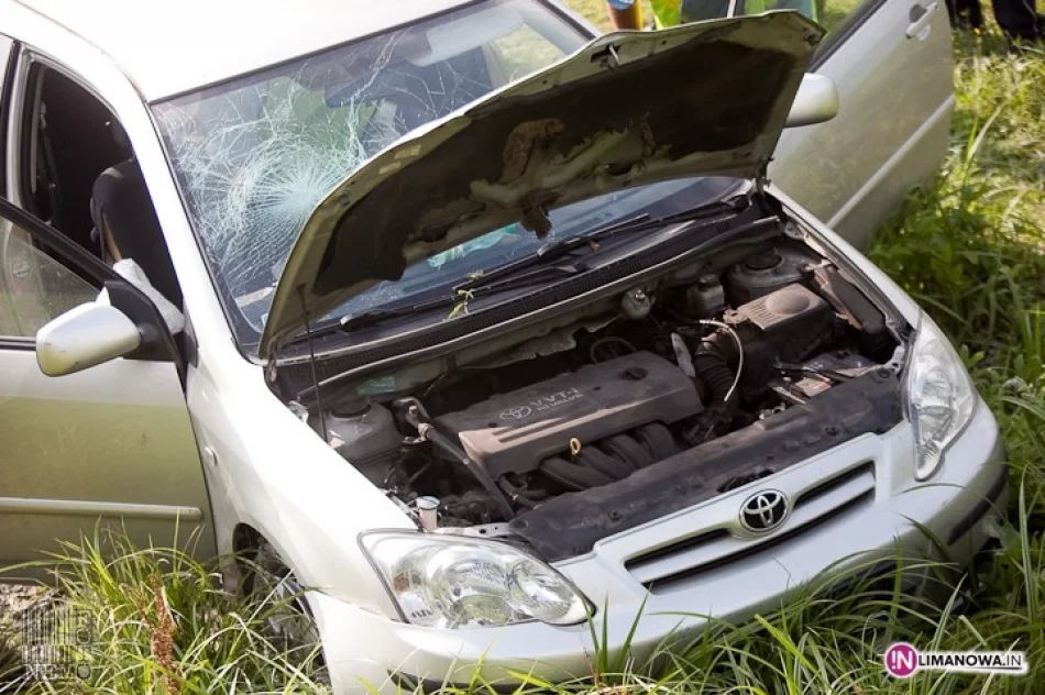 W trakcie wypadku wyskoczył z samochodu - zdjęcie 4