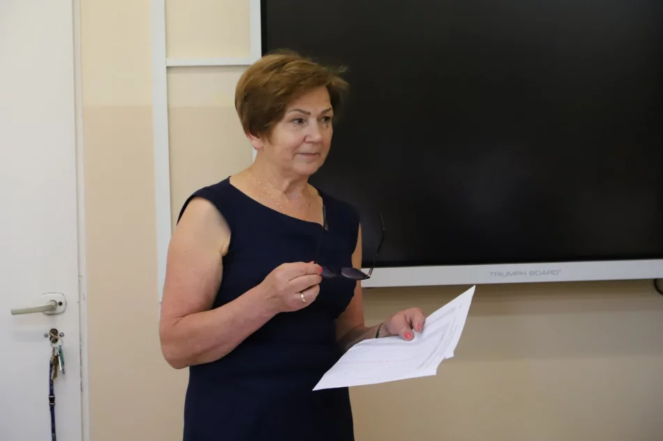 Konkurs chemiczny dla uczniów gminnych szkół - zdjęcie 13