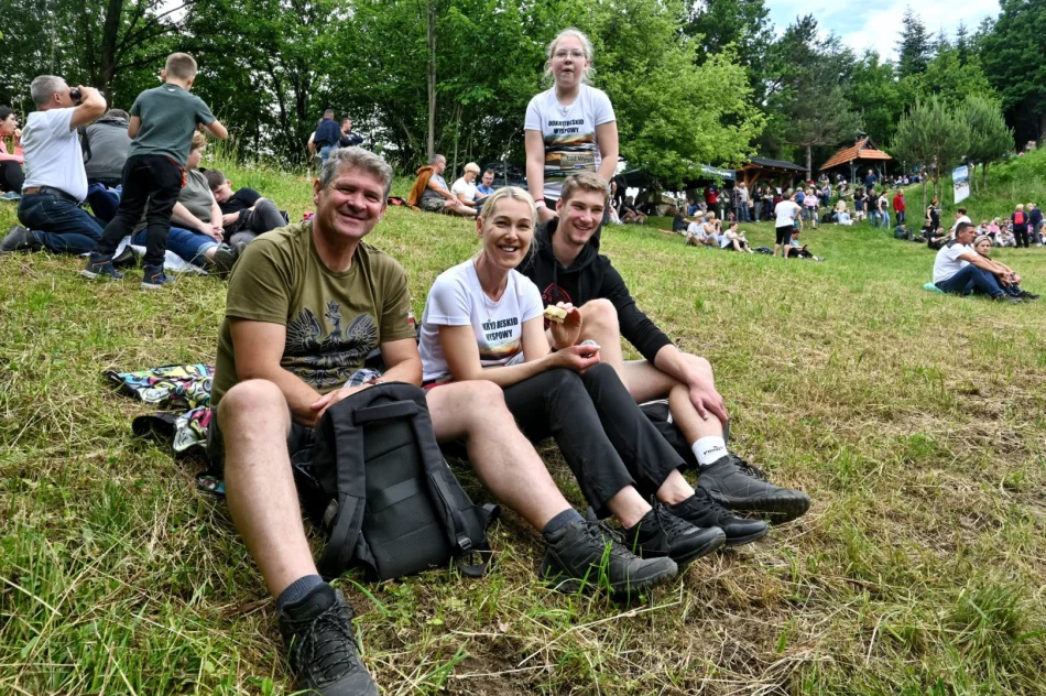 ​XV edycja "Odkryj Beskid Wyspowy" rozpoczęta wędrówką na Urbanią Górę - zdjęcie 11