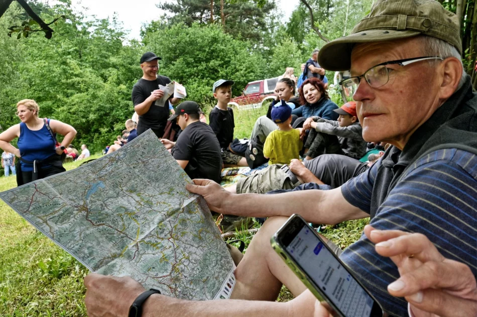 ​XV edycja "Odkryj Beskid Wyspowy" rozpoczęta wędrówką na Urbanią Górę - zdjęcie 17