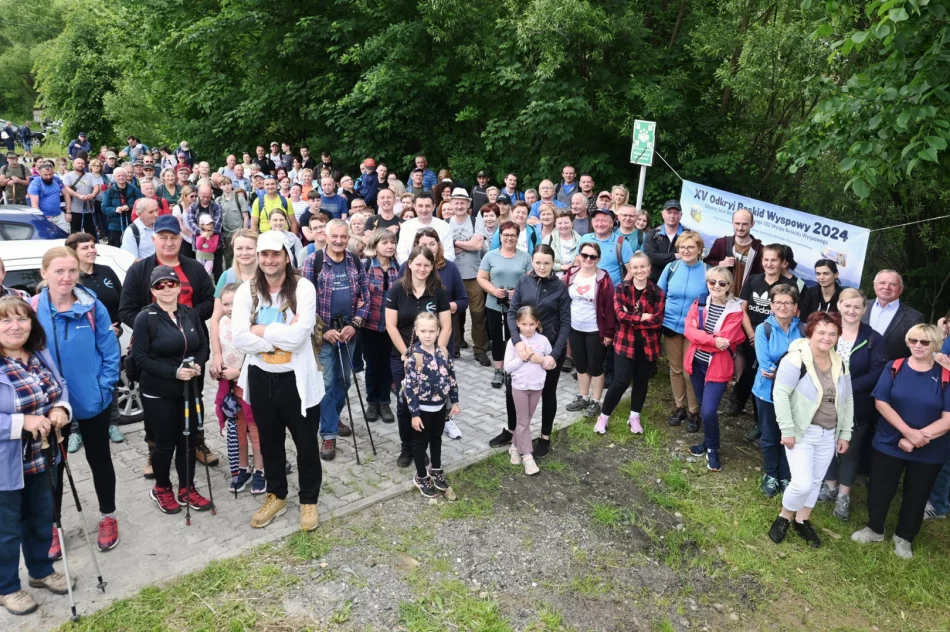 ​XV edycja "Odkryj Beskid Wyspowy" rozpoczęta wędrówką na Urbanią Górę - zdjęcie 18
