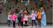 Atrakcje i zabawy dla dzieci w dniu pełnym radości - zdjęcie 5