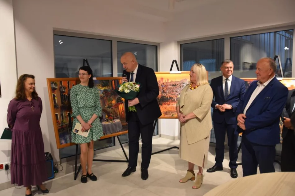  W Miejskiej Galerii Sztuki odbył się wernisaż wystawy pt. „Moja puzzlomania” Anny Szewczyk - zdjęcie 4