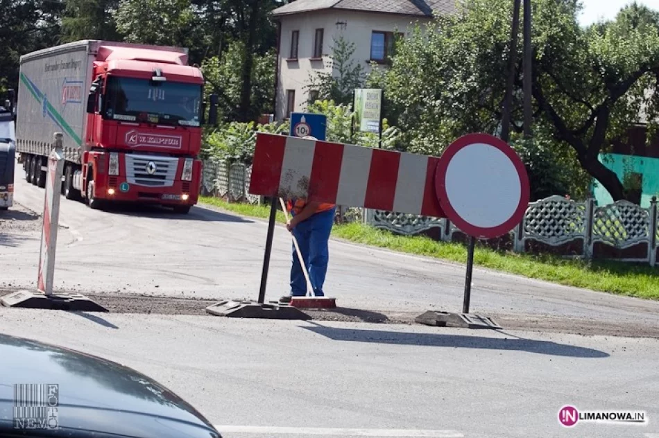 Zamknięta droga do Słopnic - zdjęcie 2