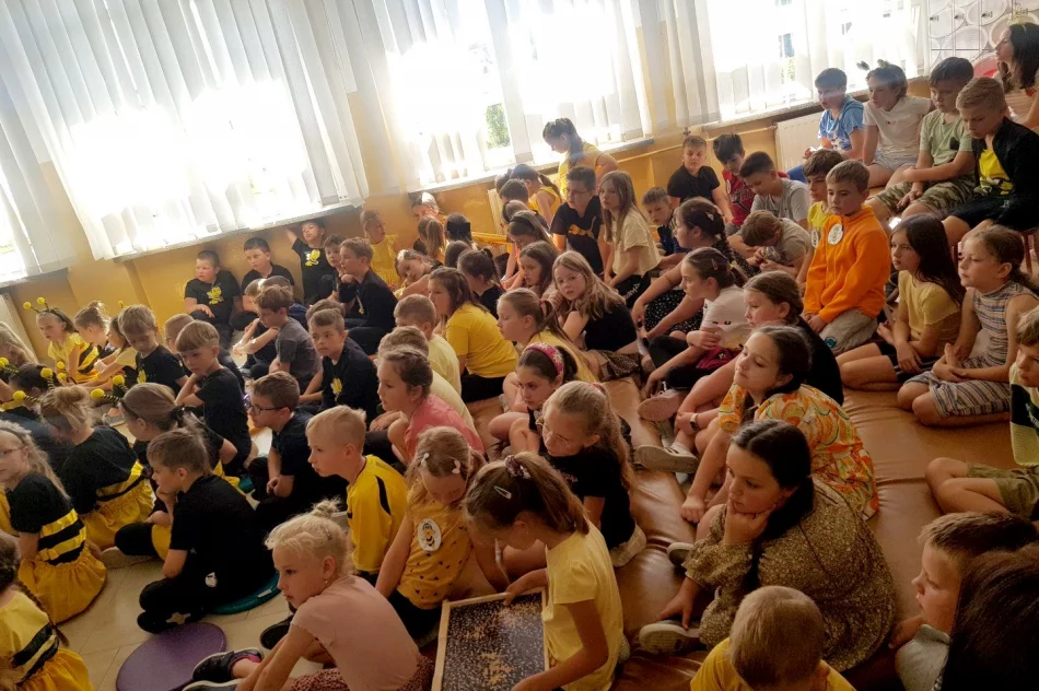 Podsumowanie projektu „Akademia Pszczoły Bohatera” w Szkole Podstawowej nr 1 w Męcinie - zdjęcie 3