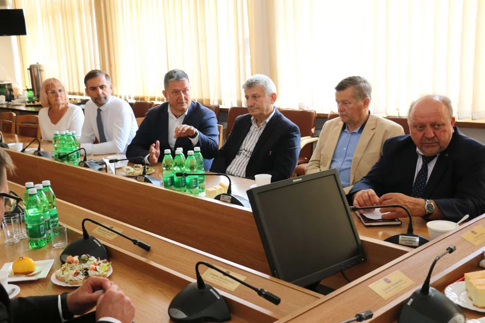 Wojewoda Małopolski spotkał się z władzami miasta - zdjęcie 5