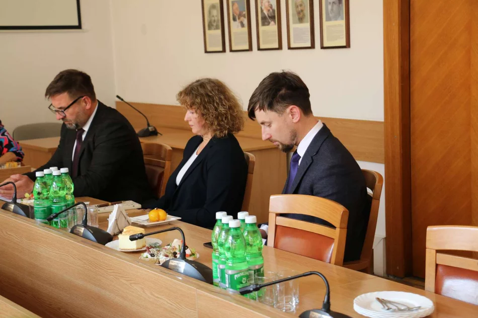 Wojewoda Małopolski spotkał się z władzami miasta - zdjęcie 10