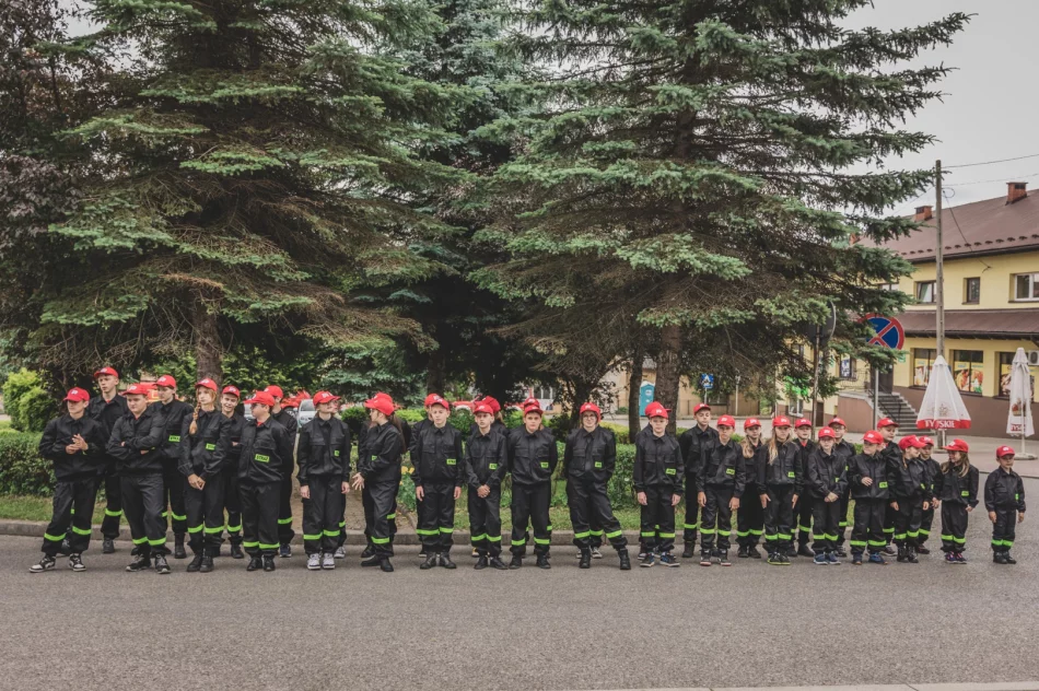 ​Jubileusz 90-lecia OSP w Skrzydlnej: uroczyste obchody i wyróżnienia - zdjęcie 3