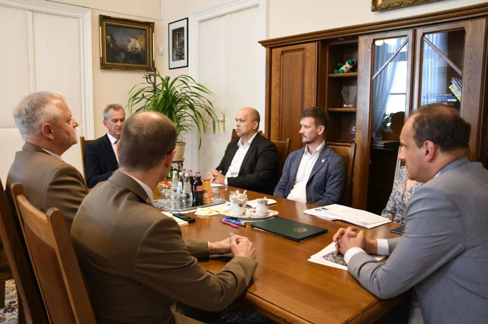 Służby wojewody interweniują w sprawie zabudowy Polany Stumorgowej - zdjęcie 2