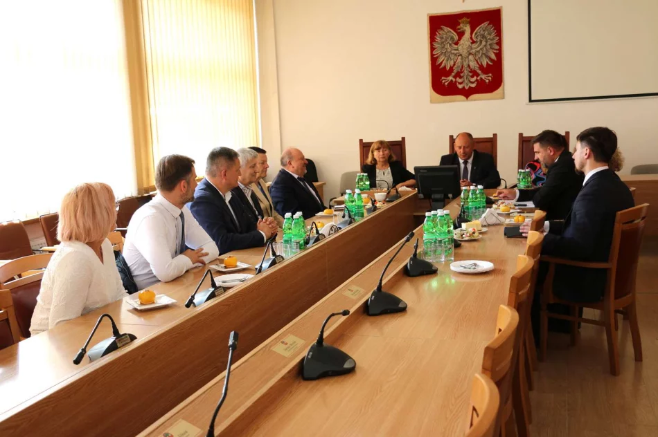 Wojewoda spotkał się z władzami miasta - zdjęcie 3