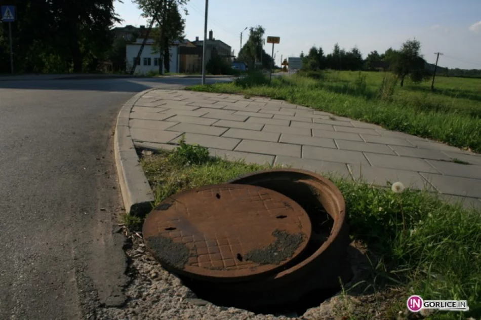 Niebezpieczna studzienka zagraża mieszkańcom - zdjęcie 2