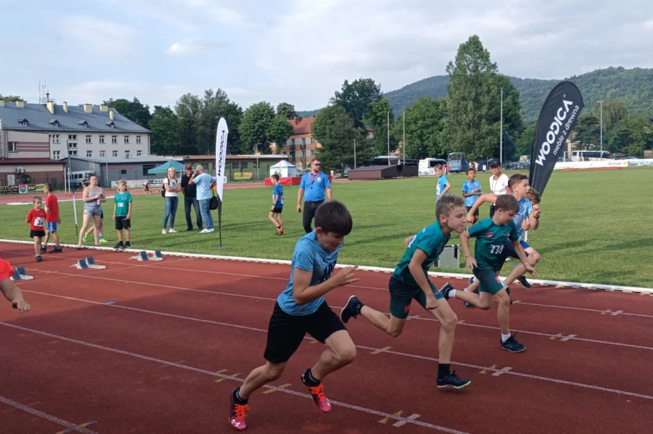 Udane starty zawodników Klubu Sportowego „Limanowa Forrest” w Suchej Beskidzkiej - zdjęcie 12