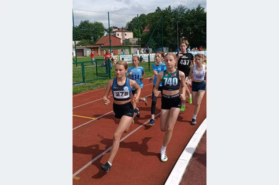 Udane starty zawodników Klubu Sportowego „Limanowa Forrest” w Suchej Beskidzkiej - zdjęcie 14