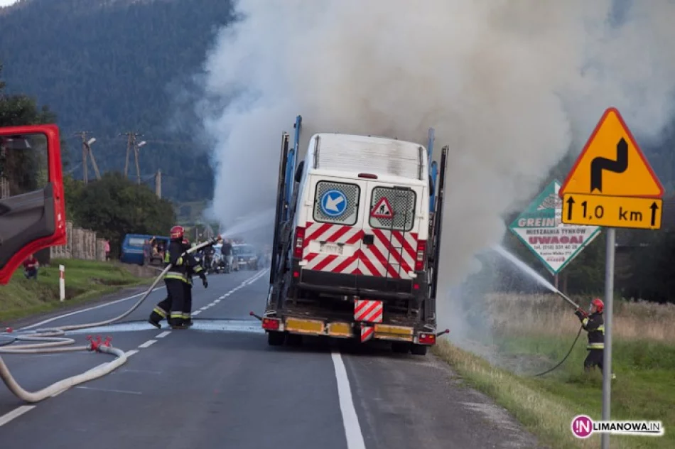 Płonęły trzy samochody - zdjęcie 3