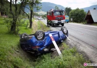 Bus uderzył w mazdę - zdjęcie główne