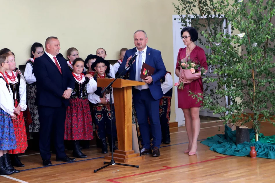 Jubileusz 25-lecia istnienia zespołu regionalnego „Mali Męcinianie" - zdjęcie 10