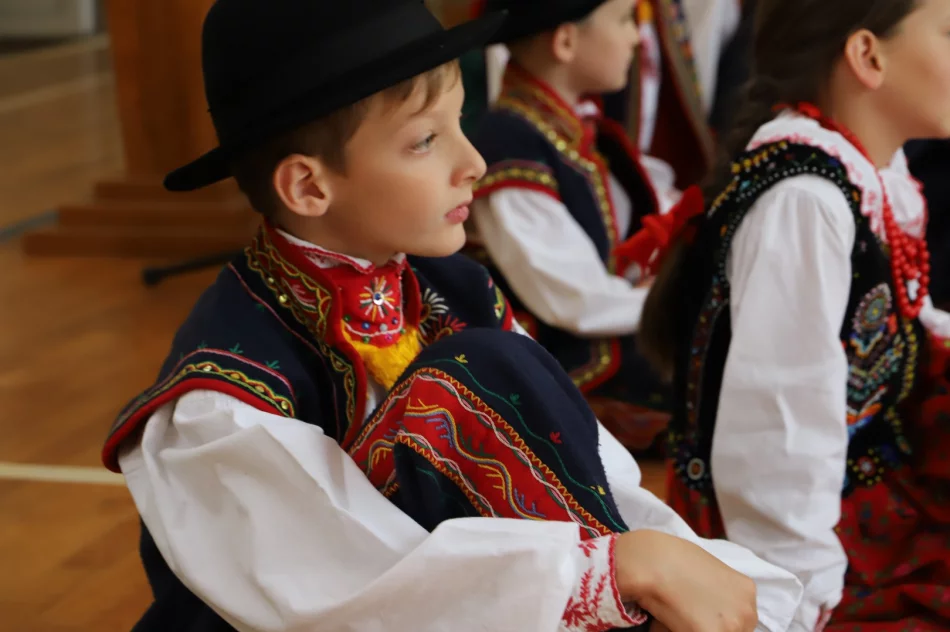 Jubileusz 25-lecia istnienia zespołu regionalnego „Mali Męcinianie" - zdjęcie 18