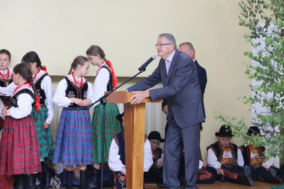 ​Jubileusz 25-lecia dziecięcego zespołu regionalnego (ZDJĘCIA, WIDEO) - zdjęcie 7