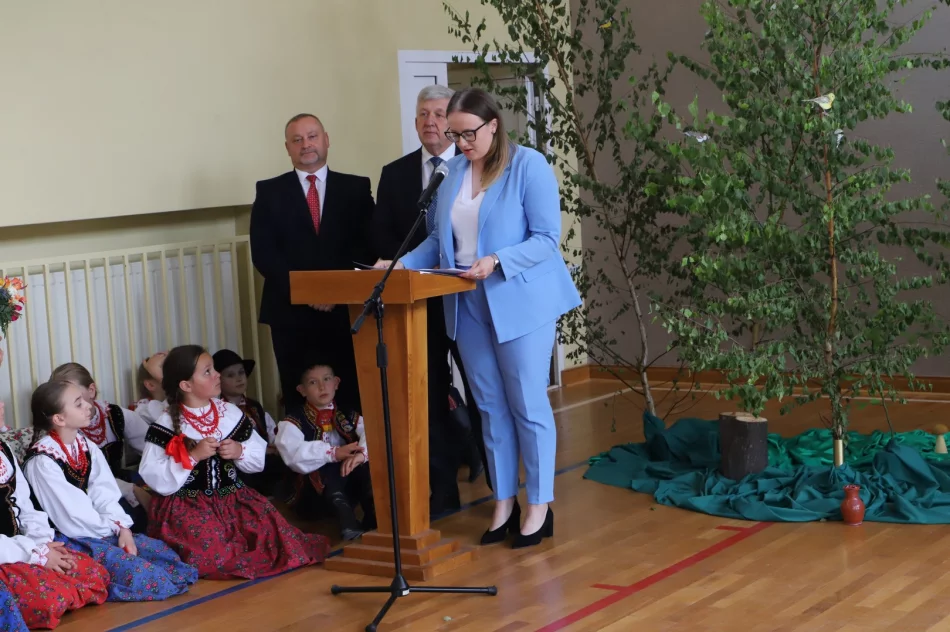 ​Jubileusz 25-lecia dziecięcego zespołu regionalnego (ZDJĘCIA, WIDEO) - zdjęcie 5