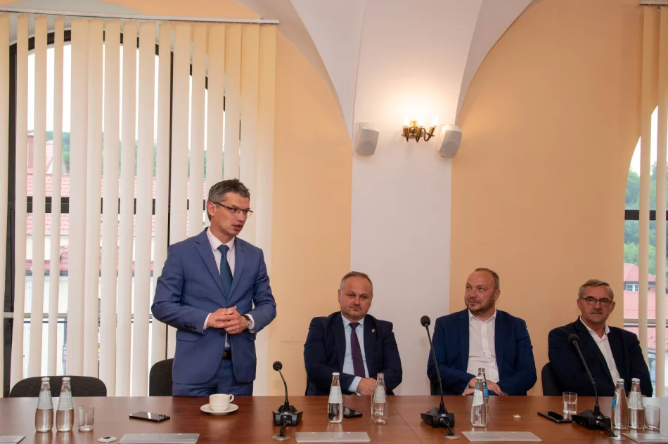 Konwent wójtów i burmistrzów. Paweł Ptaszek nowym przewodniczącym  - zdjęcie 2
