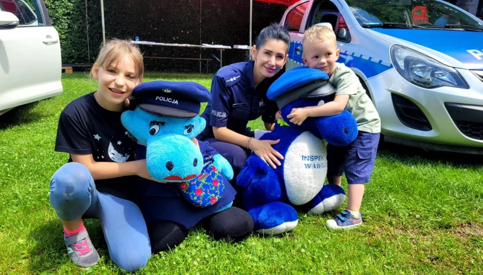 Policjanci odwiedzili dzieci w ośrodku adopcyjnym  - zdjęcie 1
