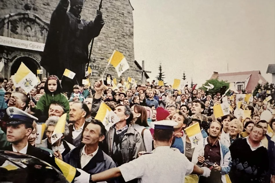 25 lat temu św. Jan Paweł II zatrzymał się w Limanowej (ZDJĘCIA, WIDEO) - zdjęcie 10