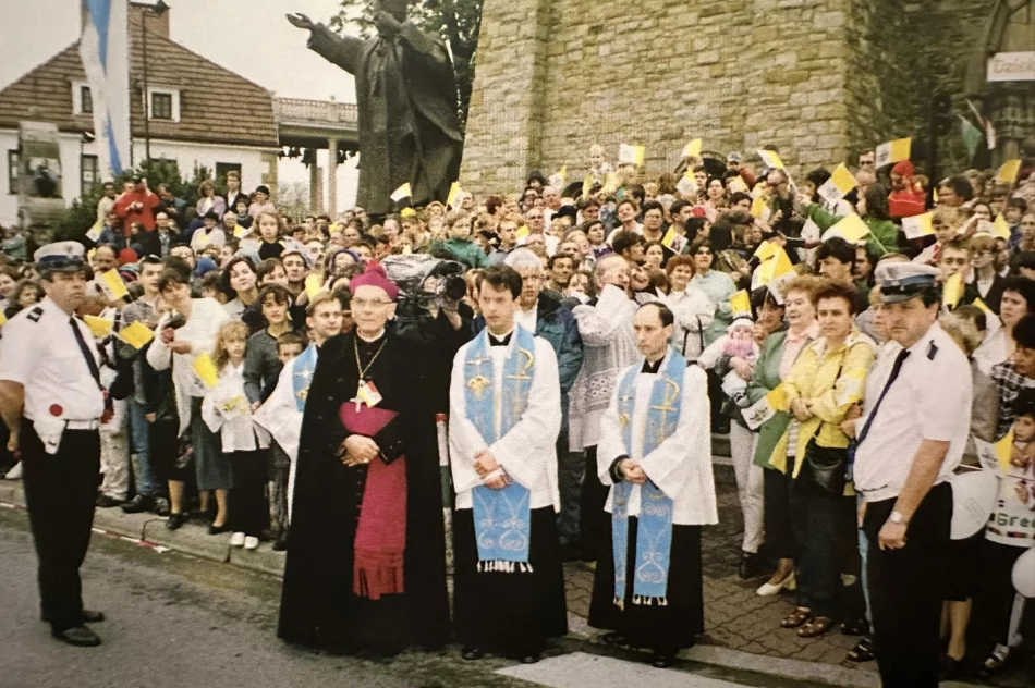 25 lat temu św. Jan Paweł II zatrzymał się w Limanowej (ZDJĘCIA, WIDEO) - zdjęcie 11