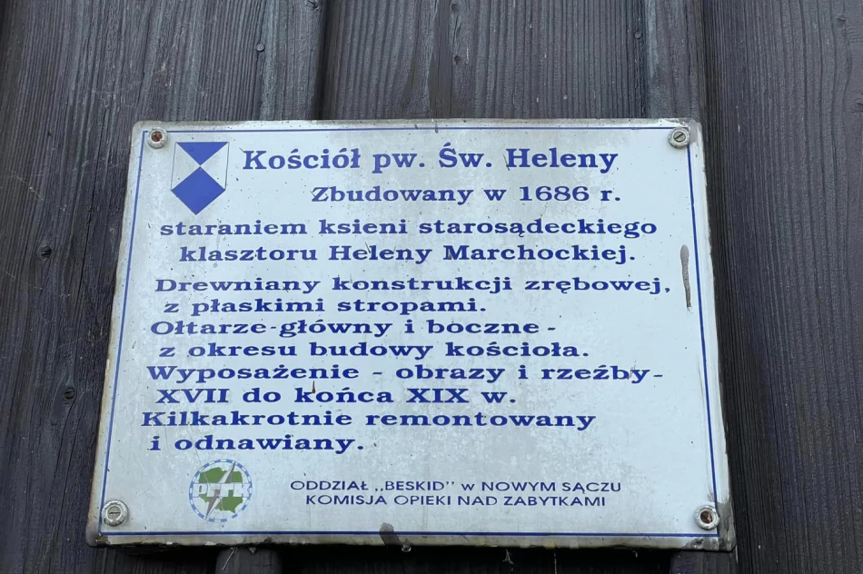 Pożar zabytkowego kościoła, spłonęło prezbiterium - zdjęcie 8