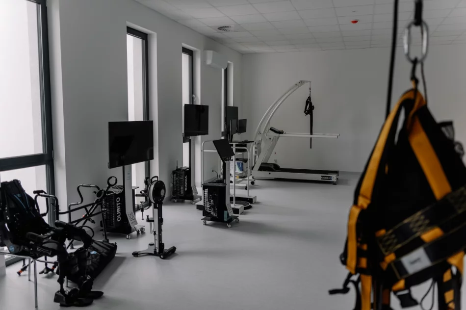 ​Nowe Centrum Fizjoterapii FIZJOMED: rewolucja w rehabilitacji neurologicznej - zdjęcie 12