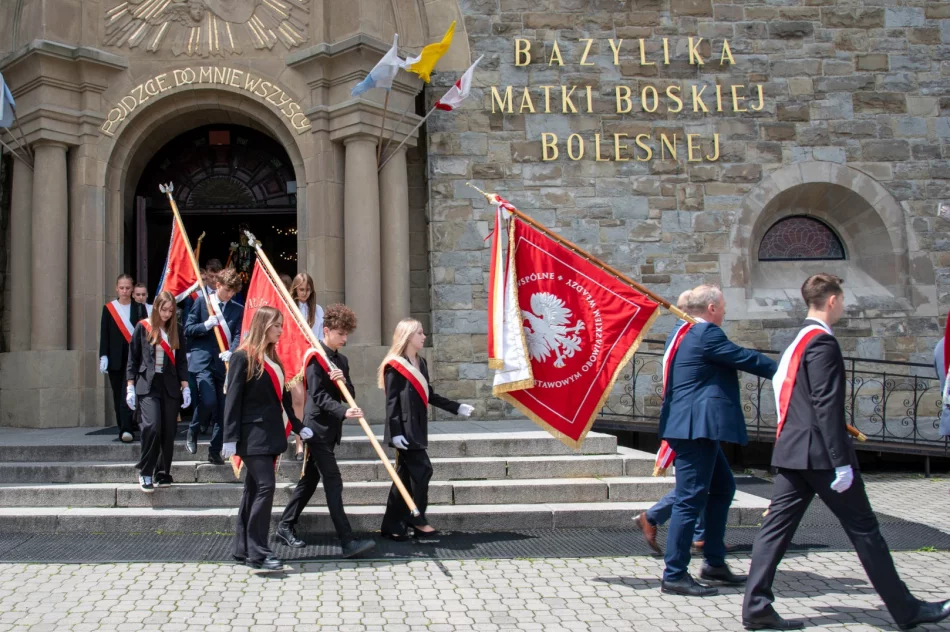 W Limanowej obchodzono Narodowy Dzień Pamięci Ofiar Niemieckich Nazistowskich Obozów Koncentracyjnych i Obozów Zagłady - zdjęcie 17