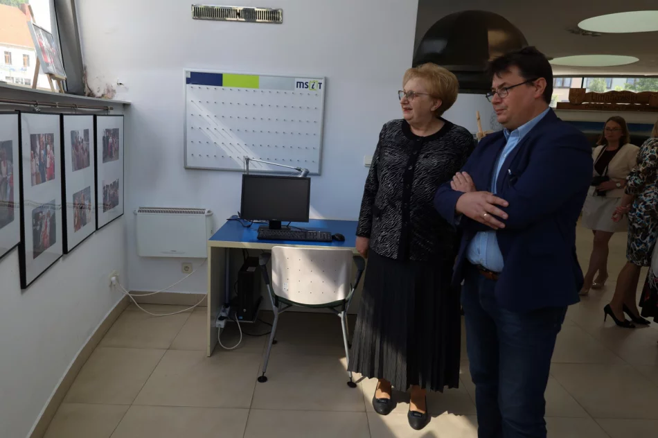 Wystawa pt. „Patriotyzm to nasze prawo i obowiązek" - zdjęcie 20