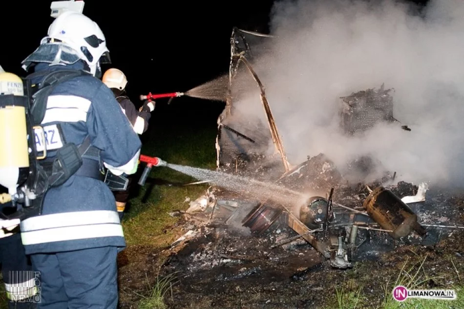 Spłonęła przyczepa campingowa - zdjęcie 2