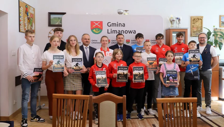 Wręczenie Nagród Wójta Gminy Limanowa za wysokie osiągnięcia Sportowe w 2023r. - zdjęcie 1