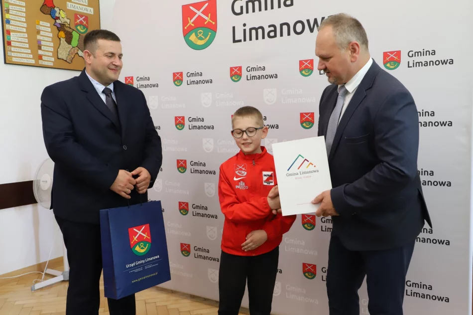 Wręczenie Nagród Wójta Gminy Limanowa za wysokie osiągnięcia Sportowe w 2023r. - zdjęcie 15