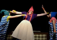 Różowy Kapturek już 25 czerwca - WAKACJE Z TEATREM! - zdjęcie główne