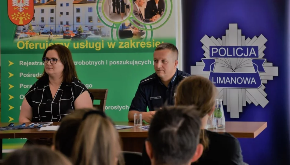 Policjanci z bezrobotnymi: rekrutacja i ścieżka kariery - zdjęcie 1