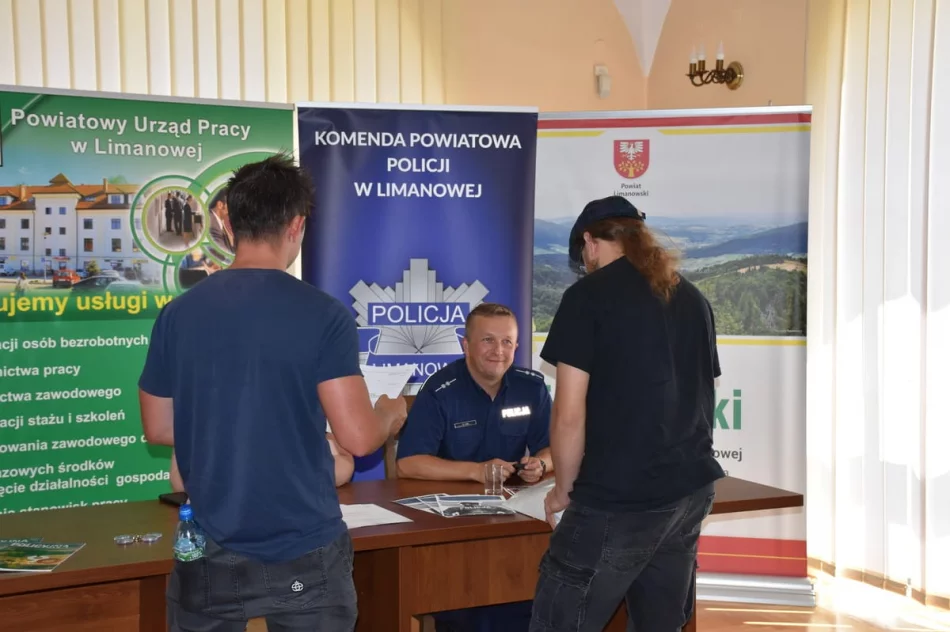 Policjanci z bezrobotnymi: rekrutacja i ścieżka kariery - zdjęcie 6