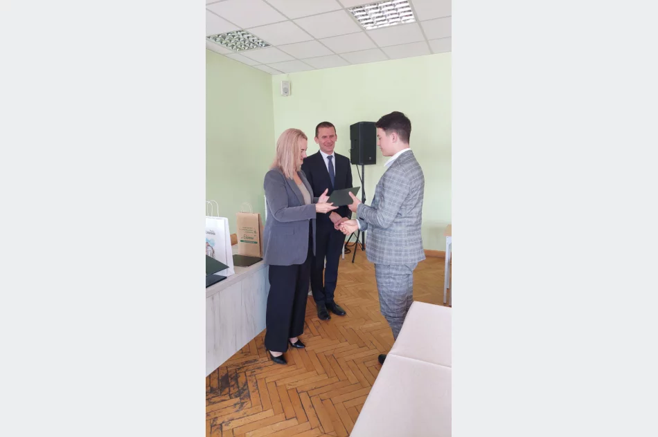 Uczniowie "Śladami matematyków". Wyniki powiatowego konkursu - zdjęcie 2