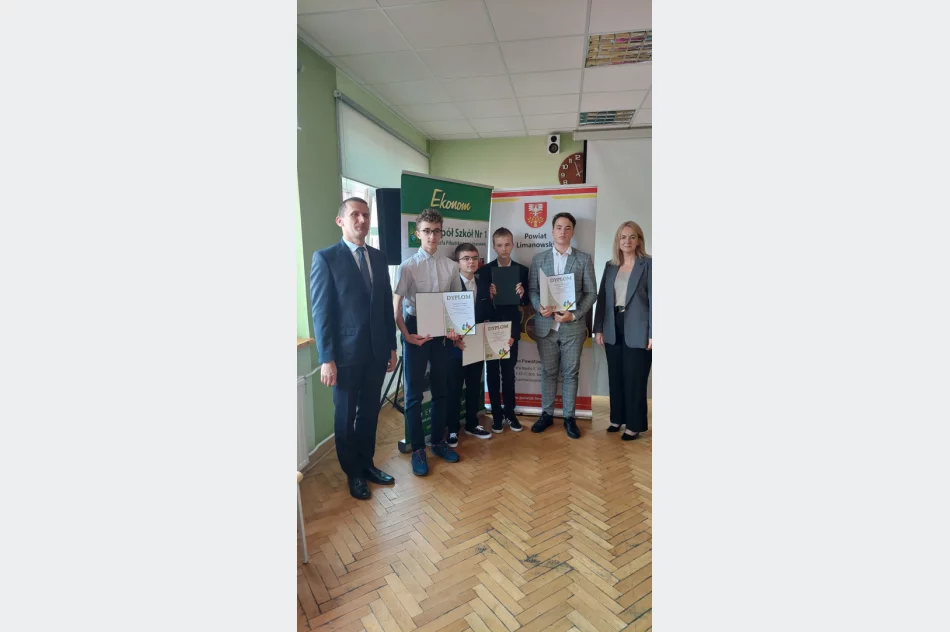 Uczniowie "Śladami matematyków". Wyniki powiatowego konkursu - zdjęcie 5
