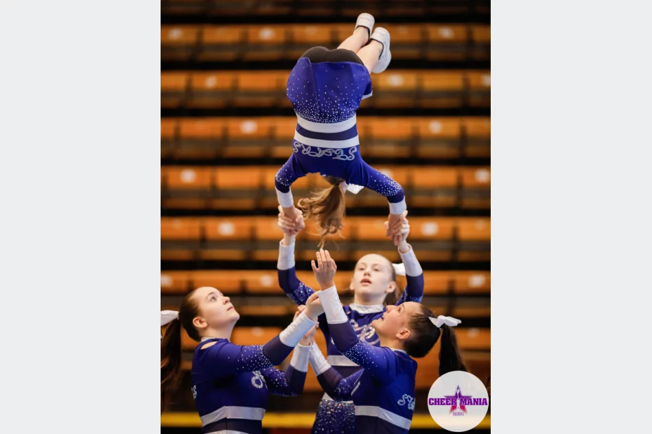 Sukcesy zawodniczek z klubu Cheer Stars na Międzynarodowym Turnieju Cheermania w Zabrzu - zdjęcie 14