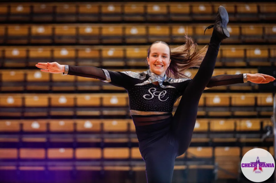 Sukcesy zawodniczek z klubu Cheer Stars na Międzynarodowym Turnieju Cheermania w Zabrzu - zdjęcie 16