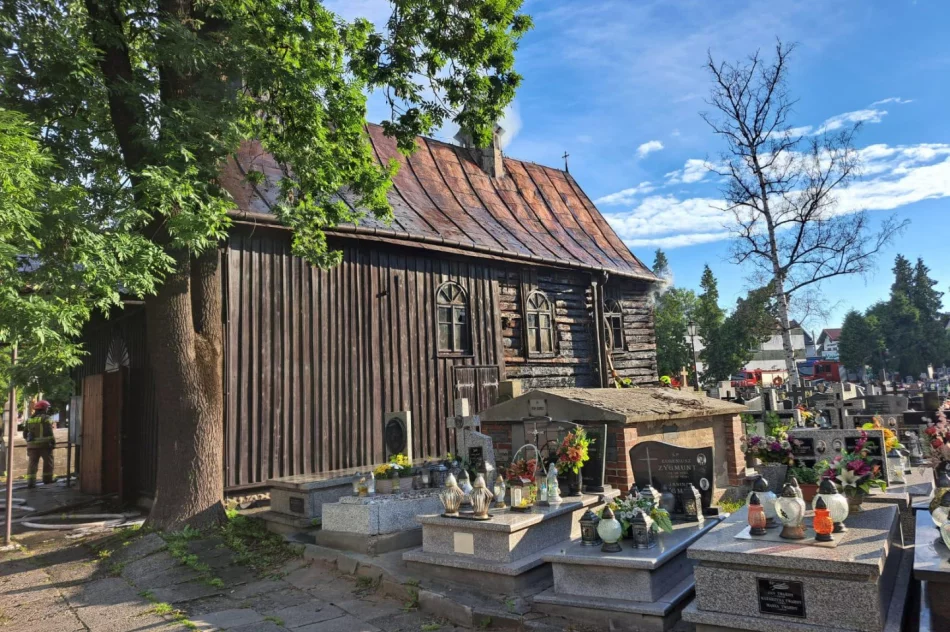 Zwarcie instalacji prawdopodobną przyczyną, milion złotych strat - zdjęcie 13