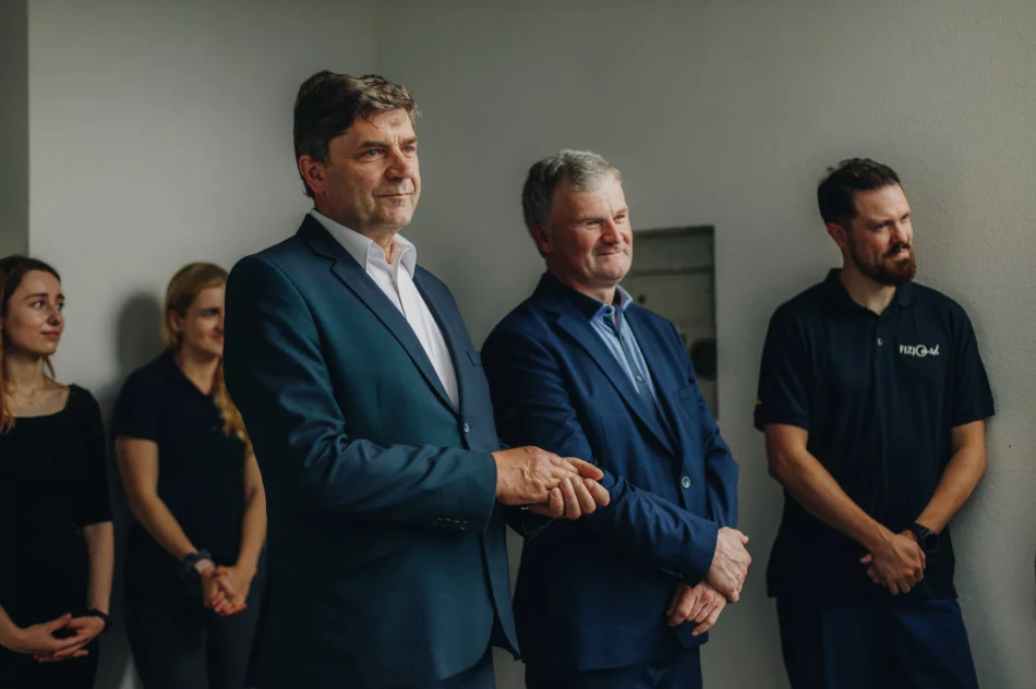 Uroczyste otwarcie nowoczesnego centrum fizjoterapii w Skrzydlnej - zdjęcie 14